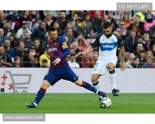 若昂内维斯：从青涩球员到足球场上的璀璨明星之路